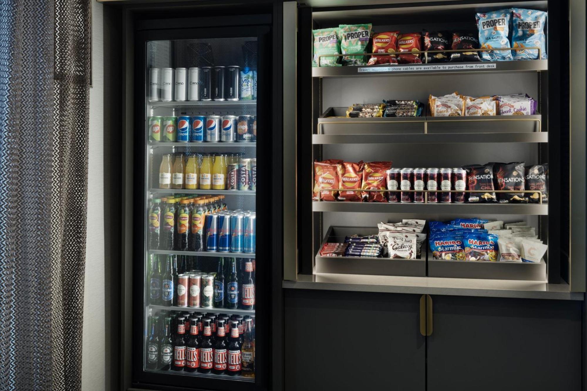 Delta Hotels By Marriott Manchester Airport Hale  Eksteriør billede