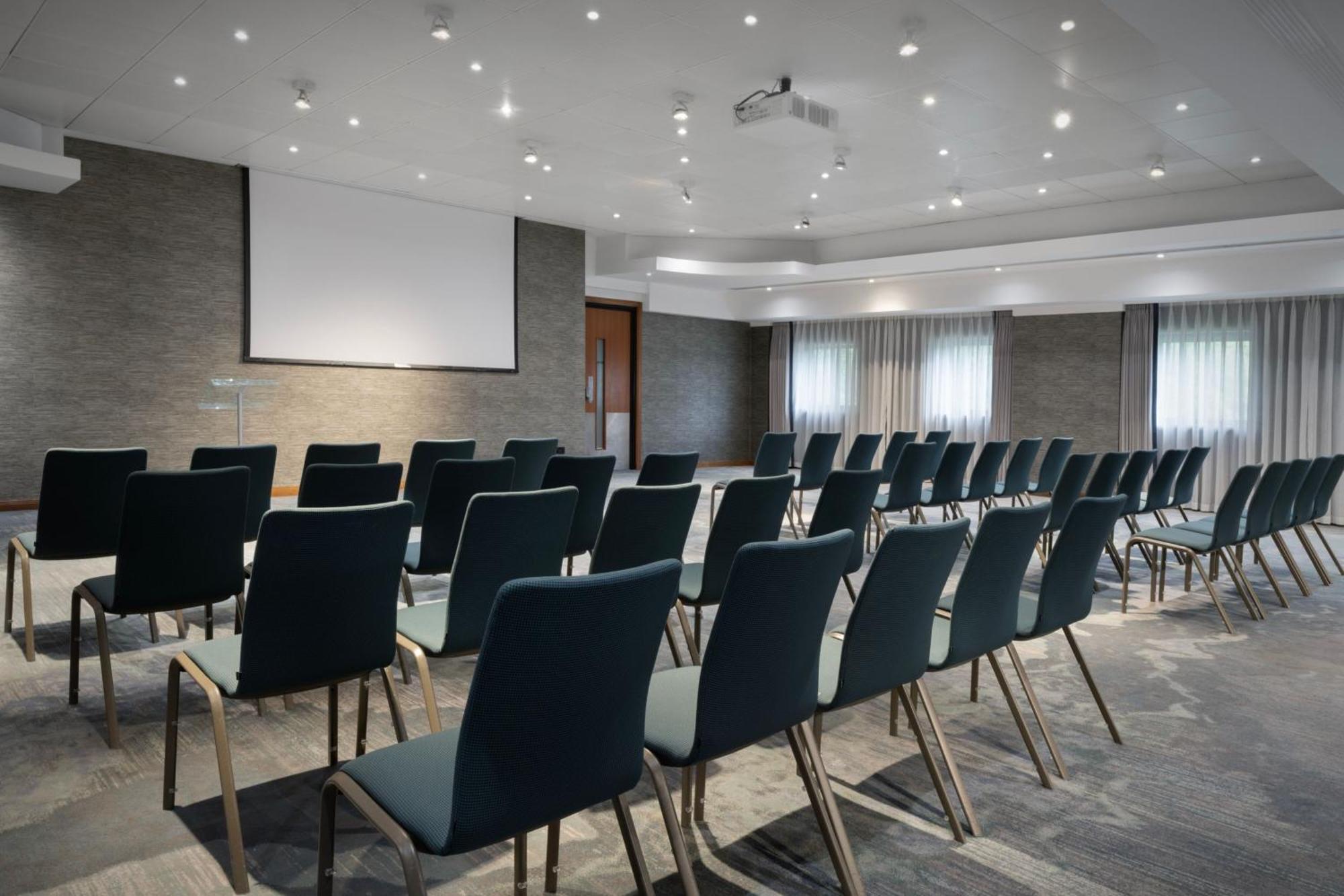 Delta Hotels By Marriott Manchester Airport Hale  Eksteriør billede