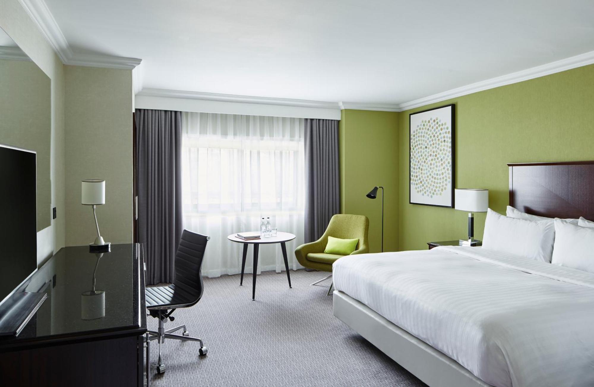 Delta Hotels By Marriott Manchester Airport Hale  Eksteriør billede