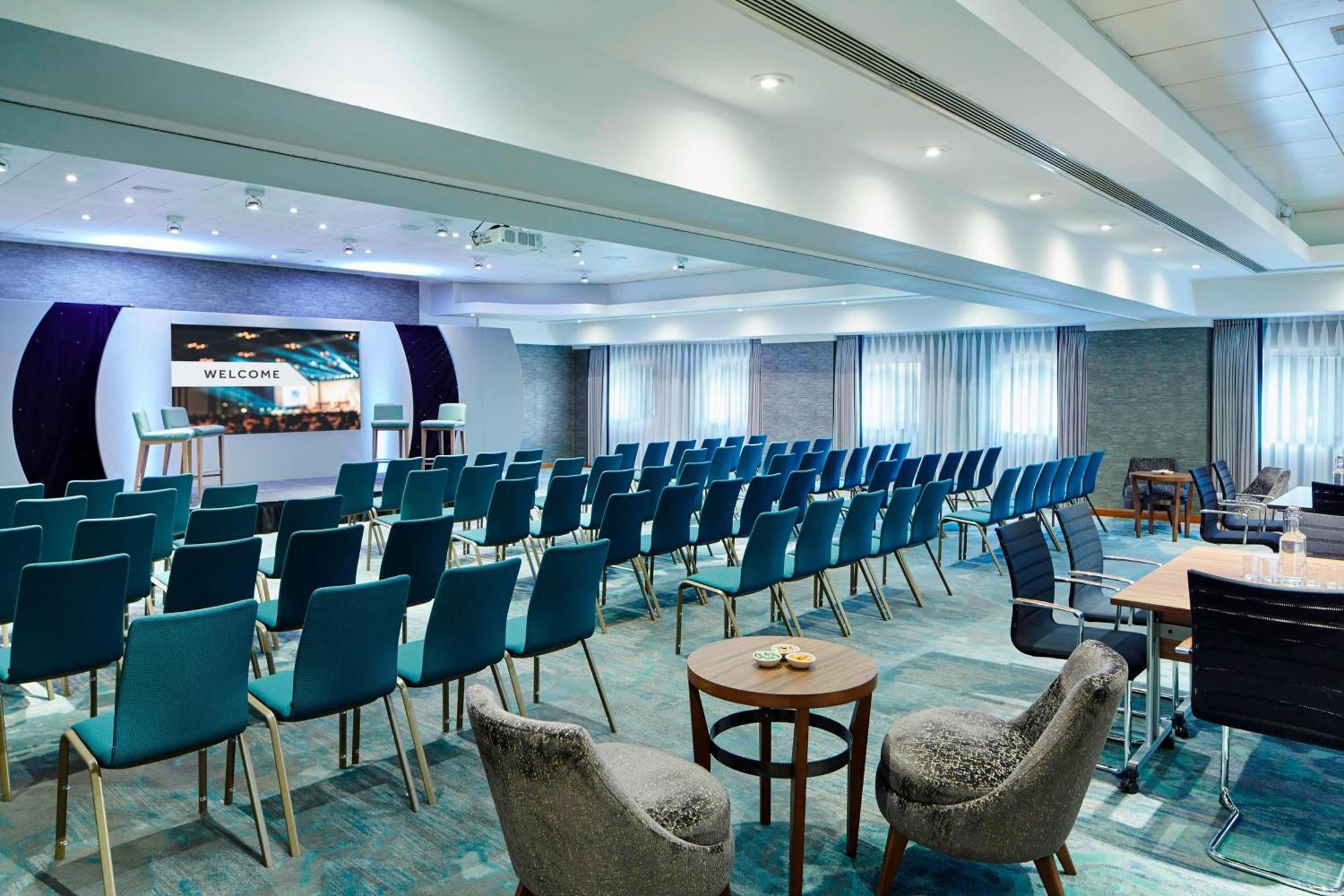 Delta Hotels By Marriott Manchester Airport Hale  Eksteriør billede